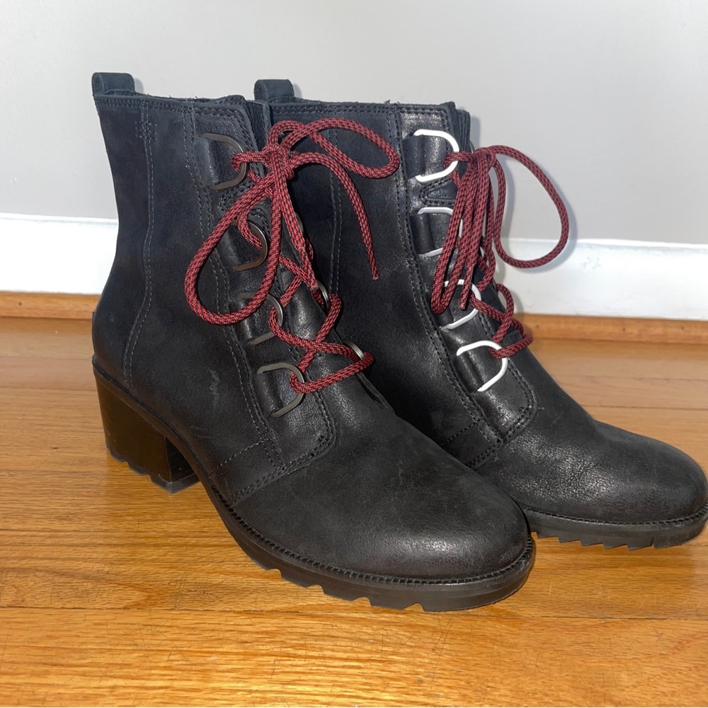 Women's Sorel Cate Lace Combat Boots Booties Black Leather Sz 9.5 EU 40.5